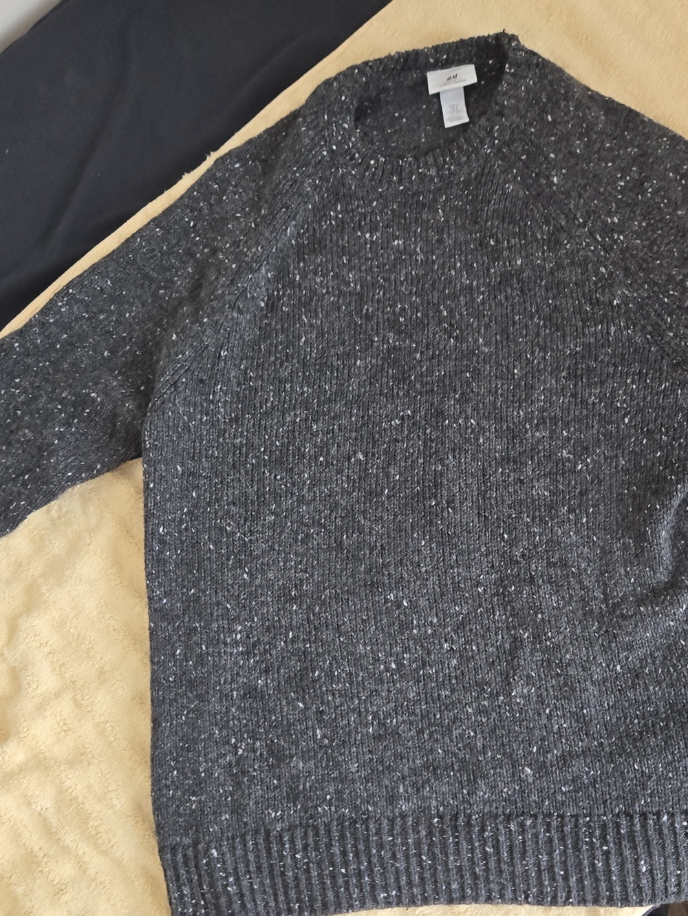 H&M Men's Charcoal Flecked Crewneck Sweater